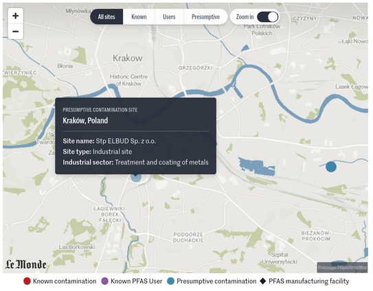 Zbliżenie mapy ze strony foreverpollution.eu/map/ pokazujące miejsce po nieistniejącej już firmie ELBUD w Krakowie przy ulicy Wielickiej jako jedno z podejrzanych o bycie źródłem skażenia PFAS.