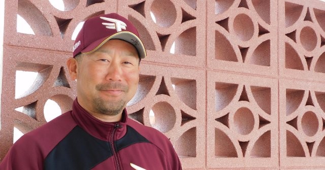 1年で退任→二軍監督→2度目の就任は「かなり考えました」楽天・三木肇監督“オファーが絶えない男”の横顔「理想は父。小さい頃、夜中に起きると…」 - プロ野球 - Number Web