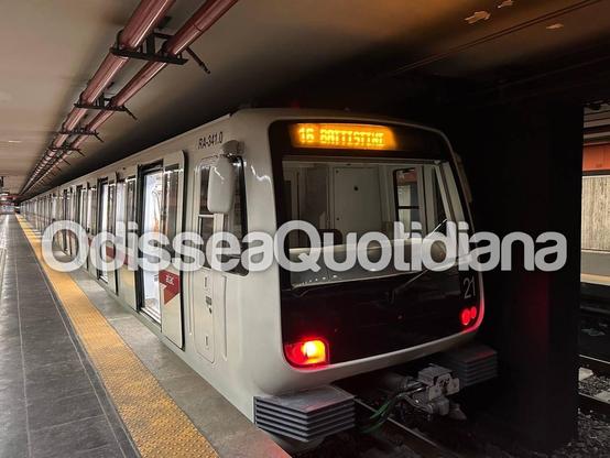 🚇 È tornato in servizio il treno MA 341-342 della #MetroA di Roma, il settimo convoglio sottoposto a revisione generale.

Dopo il recente rientro di un altro treno, prosegue così il piano di manutenzione straordinaria previsto per la linea A. Le revisioni sono necessarie per garantire la sicurezza e l’affidabilità del #trasportopubblico, soprattutto nelle fasce di maggiore affluenza.

Con questo nuovo rientro, la rete metropolitana potrà contare su una maggiore disponibilità di mezzi, a beneficio della regolarità delle corse e della qualità complessiva del servizio.

🔧 La manutenzione dei mezzi è una leva essenziale nella #mobilitàurbana sostenibile.

🔗 Approfondimento: