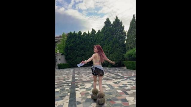 ☁️ Are you there? #zhaolusi #赵露思 #rosyzhao #summer #lookyourself #神隐  #thelastimmortal #HiddenLove