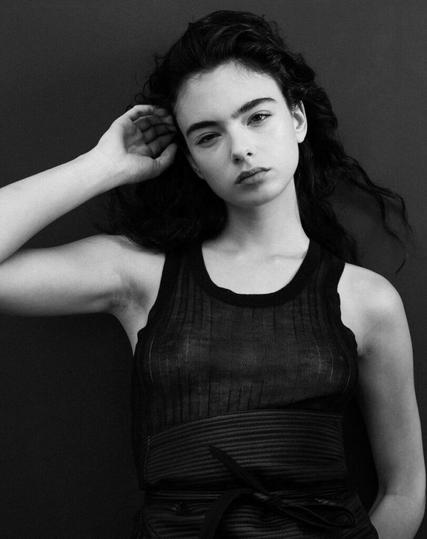 Deva Cassel - Re-Edition Magazine SS 2025