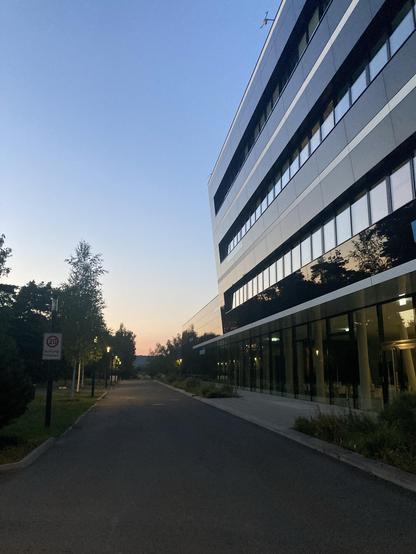 Institut von aussen