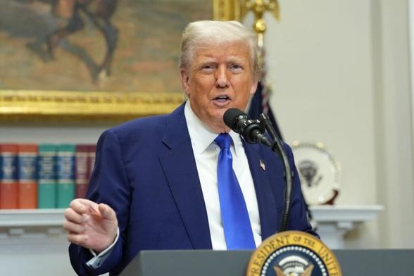 トランプ政権、対中関税率30％に据え置きへ－アナリストら半年先予想 - Bloomberg