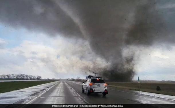 Severe Weather Could Cause Tornadoes, Golf Ball-Sized Hail In US Midwest