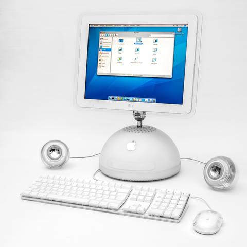 iMac G4 with external peripherals