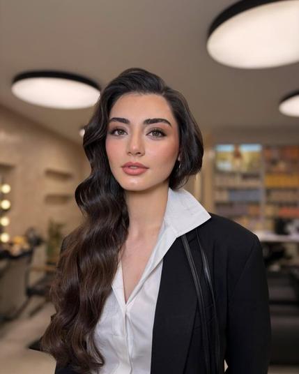 Özge Törer