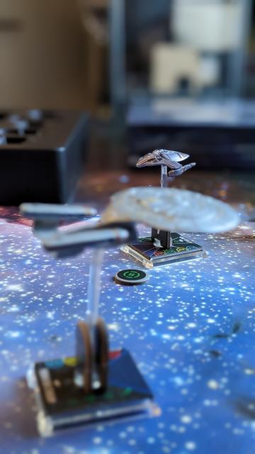 The Galaxy class is targeting a nasty Jem'Hadar ship.
