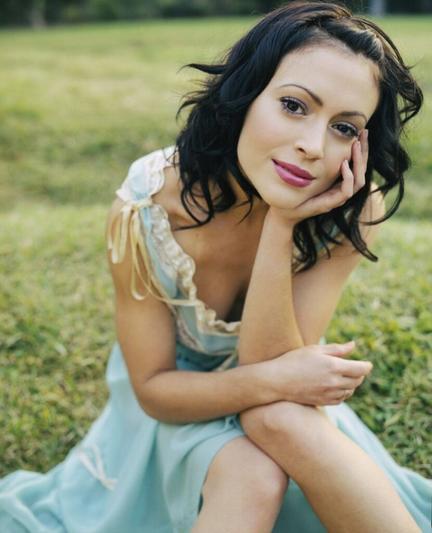 Alyssa Milano | Shoot for TV Guide shot by Joe Pugliese (2003)