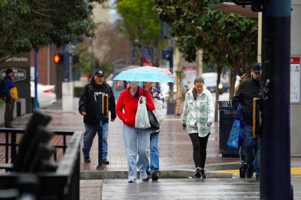 Cool, drizzly weather possible during Padres night game on Saturday – San Diego Union-Tribune