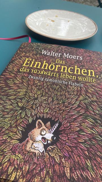 Hardcover: Das Einhörnchen, das rückwärts leben wollte