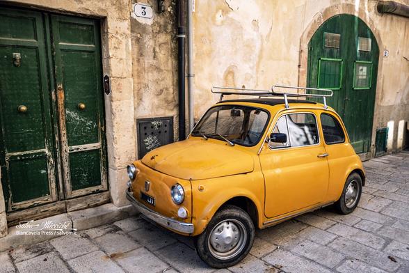 Porta Cinquecento

#sat_door_day #leica_camera #doors #porte
