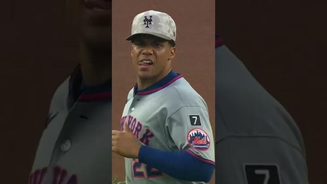 Bleacher Creatures got creative with their welcome for Juan Soto to right field #shorts
