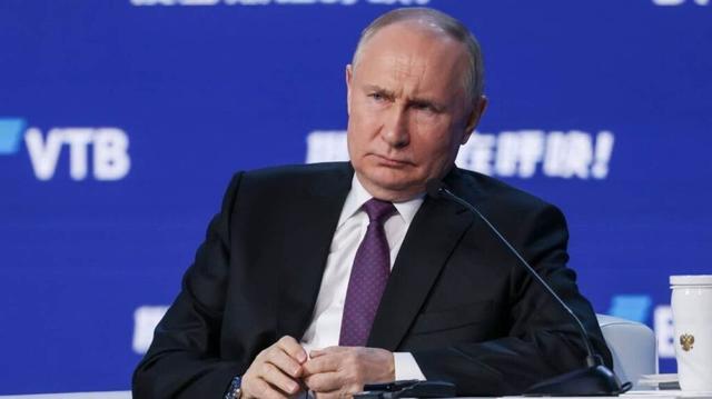 プーチンは、米国ウクレーンヨーロッパ平和計画を拒否します、とFTは言います