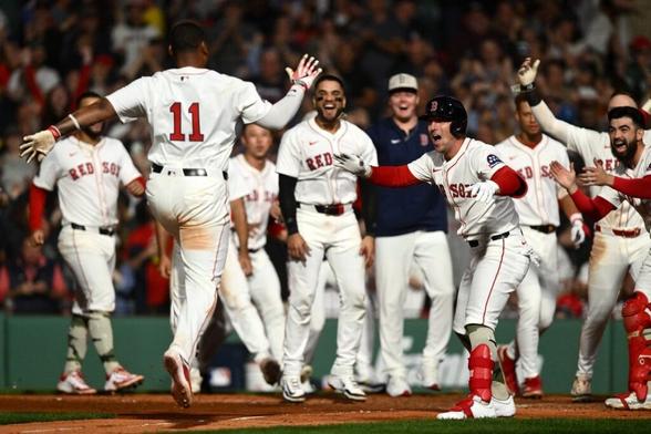 rafael devers