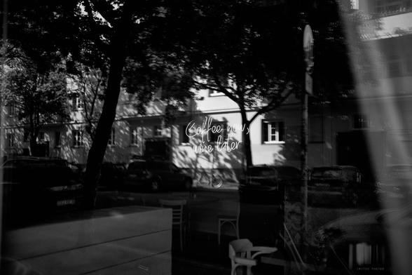 Monochrome street photography from Berlin, Germany.