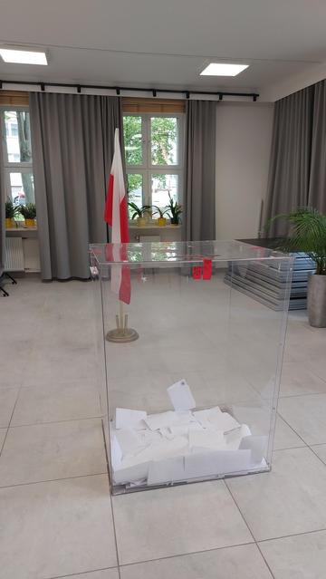 Ballot box
