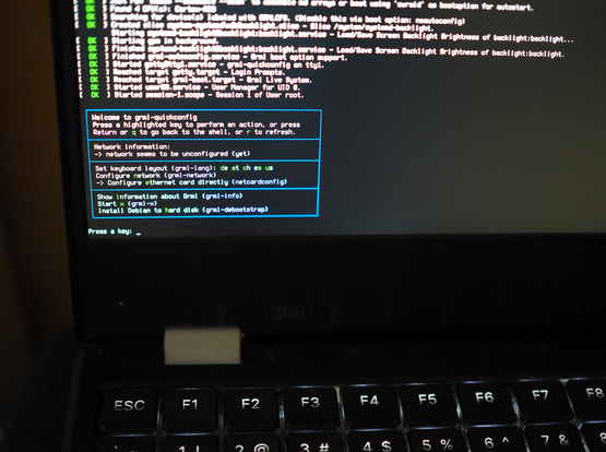 Screenshot of Grml boot process on a MNT reform