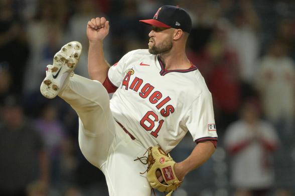 Angels Sign Hunter Strickland To Minor League Deal