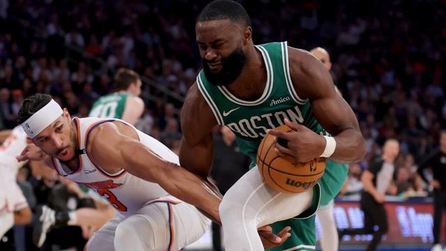 Celtics star has partially torn meniscus