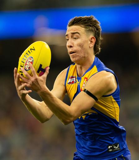 Brady Hough takes a mark (catch). (Dave Woodley/AFANA)

https://www.afana.com/news/2025/05/18/eagles-surprise-saints-win-first-game-2025

#AFANA #AFL #westcoasteagles #stkildasaints @chris.kowald.37