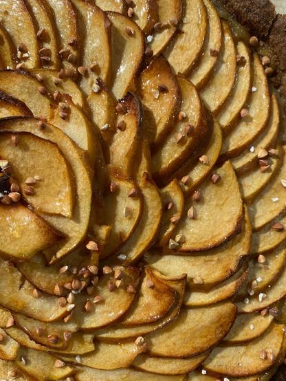 Tarte aux pommes chez Monsieur Papier, coffeeshop et librairie, pointe du Raz