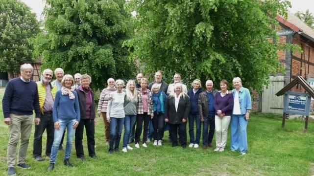 Abgangsklassen des Lüchower Gymnasiums von 1975 trafen sich zum Jubiläum