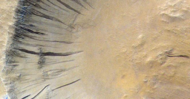 Slope streaks on Mars, as photographed by CASSIS