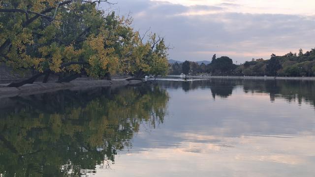 Der Lago in der Dämmerung