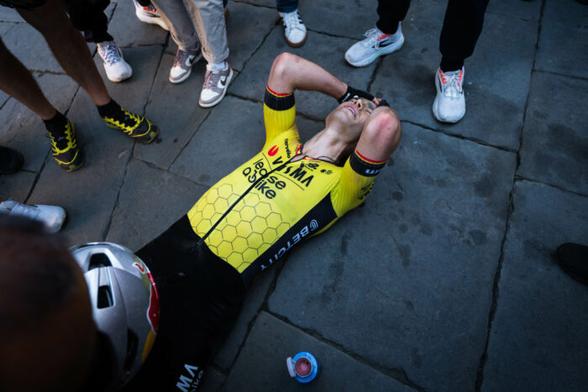 Wout van Aert Joie Victoire 9e étape Giro Tour d'Italie 2025 - RCS Sport Mirror Media