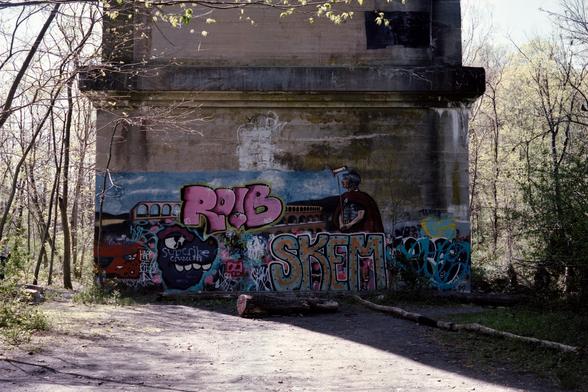 Graffiti on one of the bridge supports