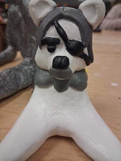 Duncan Vizla polar bear i made out of clay