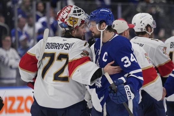 Maple Leafs Captain Auston Matthews Provides Odd Response to Question About His Health