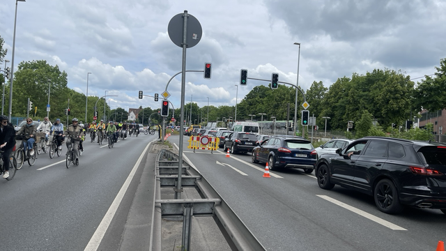 WestSchnellweg Abgesicherte Kreuzung- Hannover- Stöcken