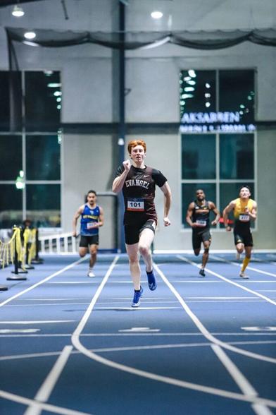 Shifting gears: Evangel's Devyn Wright thought he was a college baseball player. He turned out to be a record-breaking sprinter
