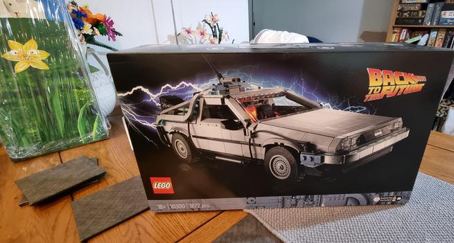 Back to the future, Lego time machine kit