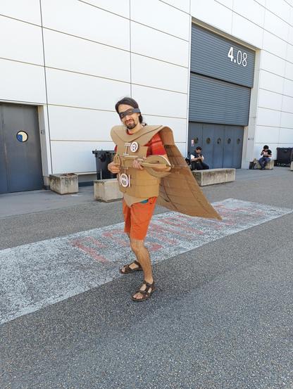 Mon costume, de face (Robin, l'acolyte de Batman)