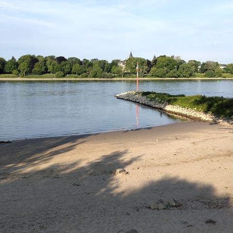 Sand, Schattenspiel, Rhein