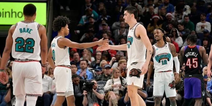 2 Grizzlies named to NBA All-Rookie First Team