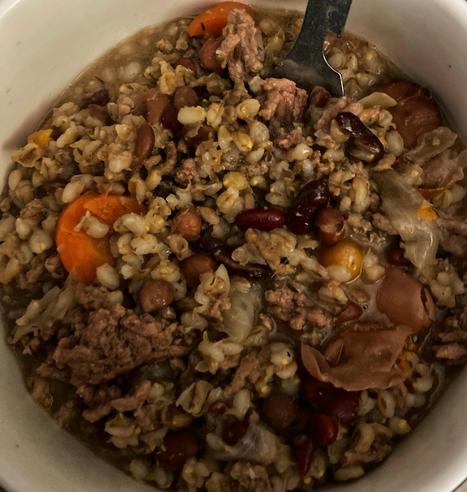 Tonight’s bowl of Lumberjack Beans. Lots of beans, barley & beef mince to be seen but just a couple of slices of carrot.