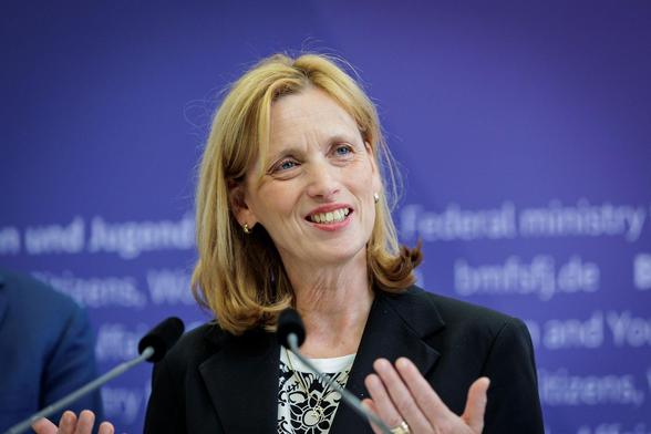 Bundesfamilienministerin Karin Prien © Thomas Köhler/photothek.de