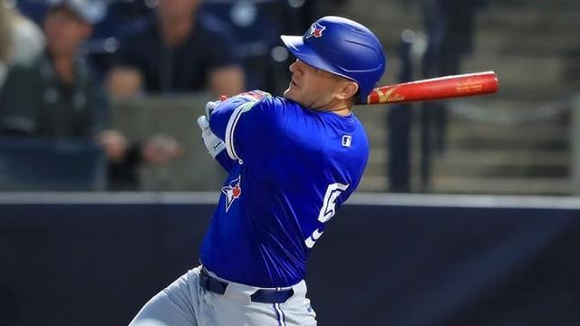 Surprising contract extension update announced between Daulton Varsho and the Toronto Blue Jays