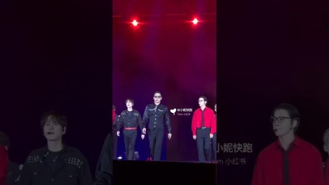 Siwon's charismatic and handsome visual ✨️ His Center Aura 💙 #superjunior #suju #siwon #smtown