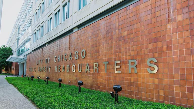 Chicago Police HQ, a multistory building with multiple floors built of bricks and glass