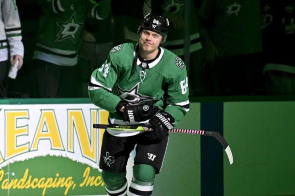 The Rangers have just emerged as the top team to land this unexpected forward