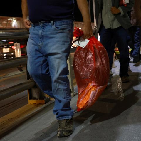 An April judicial ruling ordered officials to give immigrants being deported to countries other their own at least 15 days to challenge their removal.