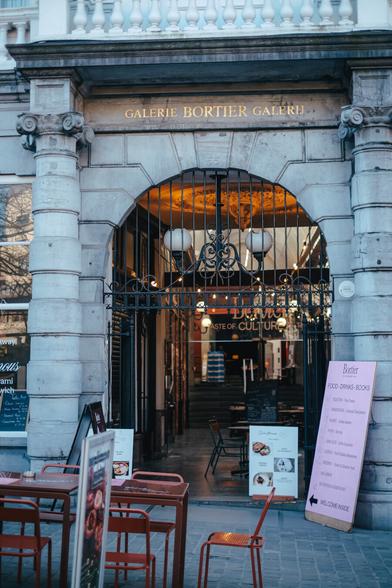 facade of gallery Bortier