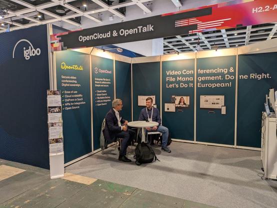OpenTalk x OpenCloud Messestand