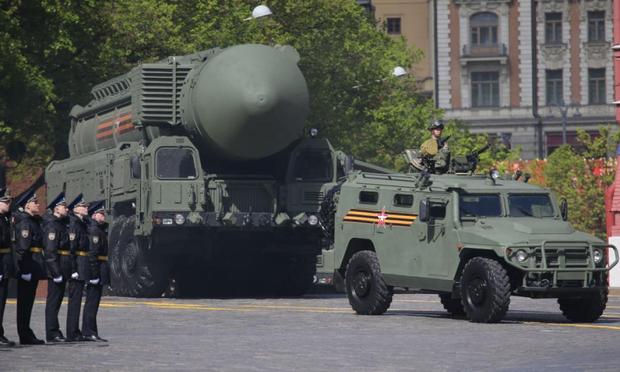 Un misil nuclear ruso RS-24 Yars, en el Desfile de la Victoria del pasado mayo, en Moscú, en una imagen de archivo. (Getty Images)