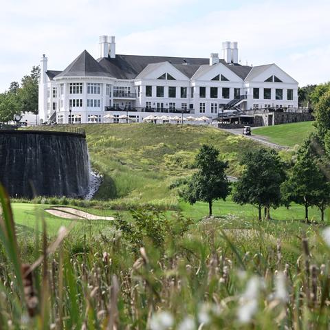 Cryptocurrency enthusiasts who won a dinner with President Trump by investing in his memecoin will dine at his golf club in Virginia.