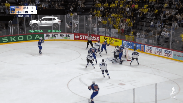 Zeev Buium ties the game on the delayed penalty. Drew O'Connor makes contact with Saros, but Finland chose not to challenge.